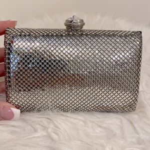 Evening Bag Silver w Crystal Closure / Clutch style/over shoulder w chain Strap